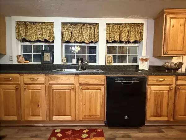 $189,933 | 180 Windy Wood Lane, Pollock, LA 71467