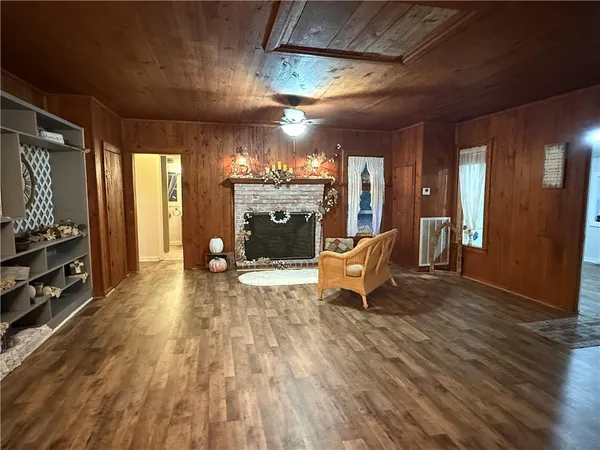 $189,933 | 180 Windy Wood Lane, Pollock, LA 71467