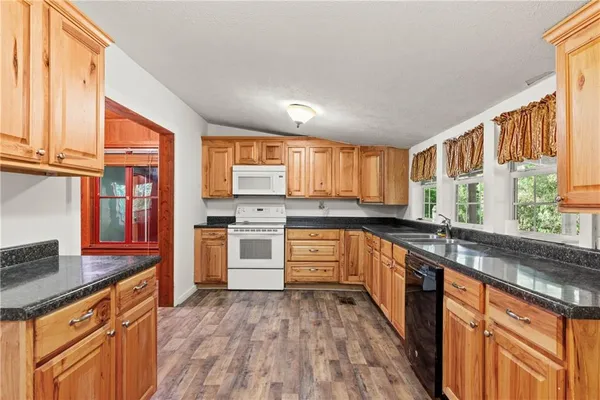 $189,933 | 180 Windy Wood Lane, Pollock, LA 71467