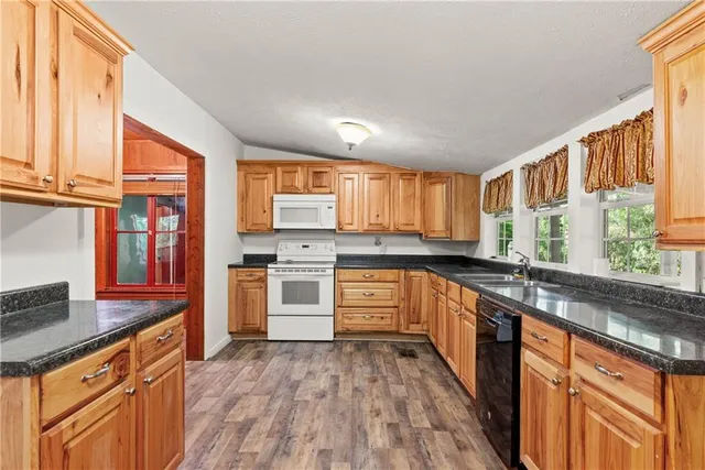 $189,933 | 180 Windy Wood Lane, Pollock, LA 71467