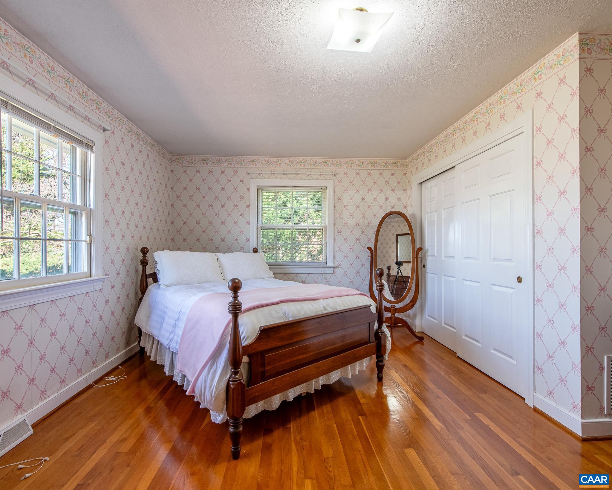 565 Stagecoach Road Charlottesville, VA 22902 - Photo 11 of 32