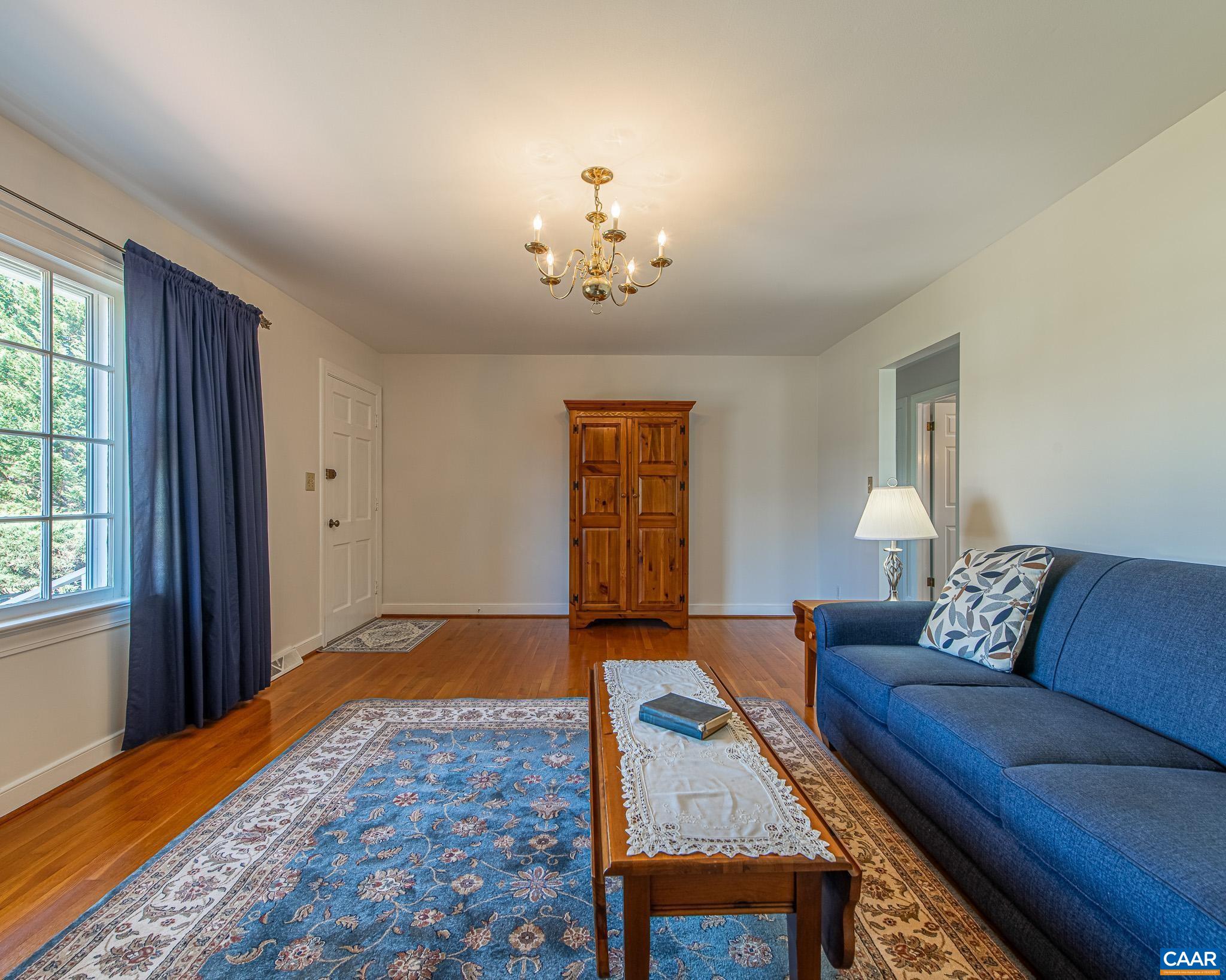 565 Stagecoach Road Charlottesville, VA 22902 - Photo 4 of 32