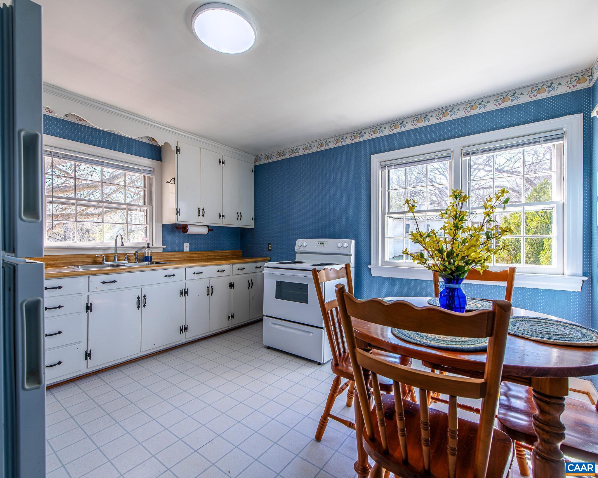 565 Stagecoach Road Charlottesville, VA 22902 - Photo 6 of 32