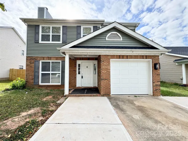 $365,000 | 1634 Pamela Lorraine Drive, Charlotte, NC 28213