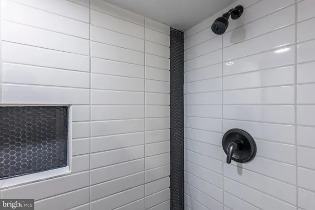 $895,000 | 207 St Dunstans Road, Baltimore, MD 21212