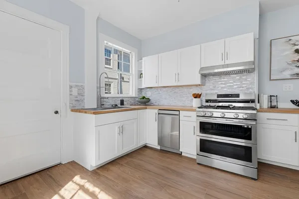 $1,025,000 | 30 Leicester Street, Boston, MA 02135