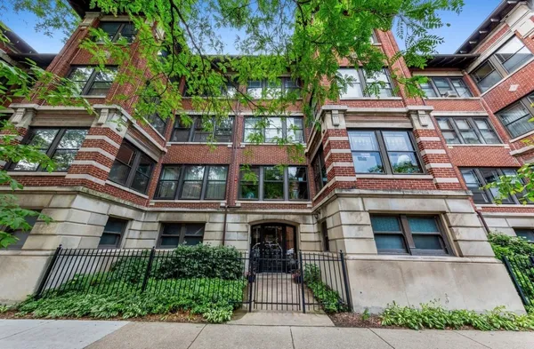 $4,000 | 5054 South Woodlawn Avenue, Unit 3C, Chicago, IL 60615