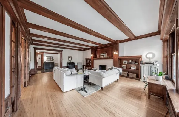 $4,000 | 5054 South Woodlawn Avenue, Unit 3C, Chicago, IL 60615