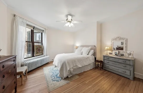 $4,000 | 5054 South Woodlawn Avenue, Unit 3C, Chicago, IL 60615