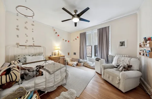 $4,000 | 5054 South Woodlawn Avenue, Unit 3C, Chicago, IL 60615