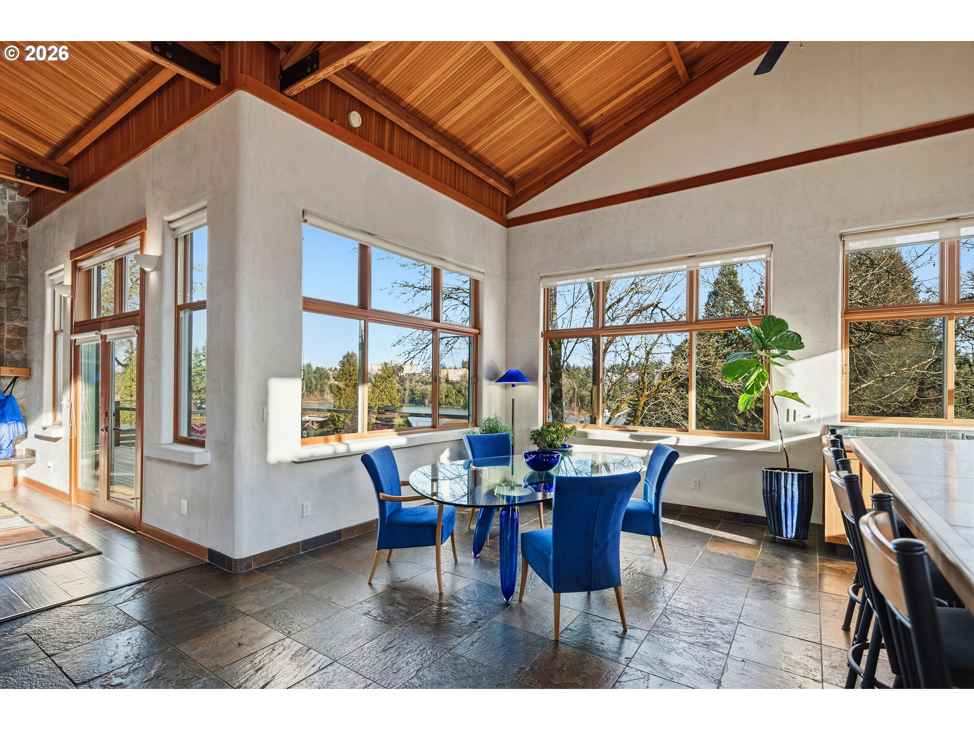 13537 Fielding Road Lake Oswego, OR 97034 - Photo 11 of 48