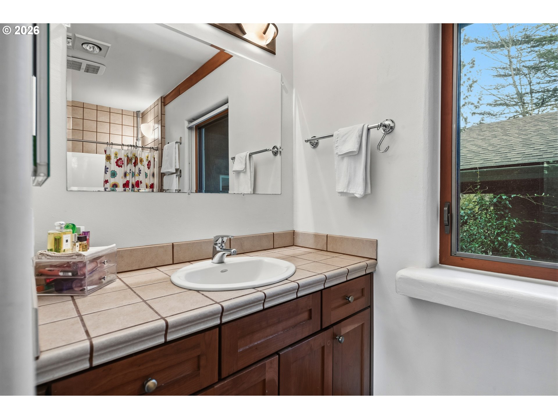 13537 Fielding Road Lake Oswego, OR 97034 - Photo 32 of 48