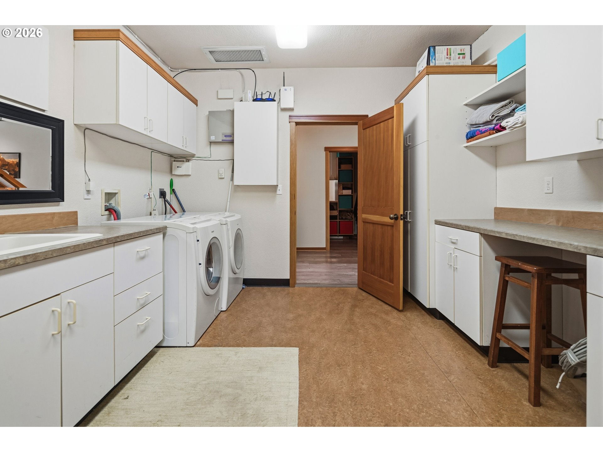 13537 Fielding Road Lake Oswego, OR 97034 - Photo 38 of 48