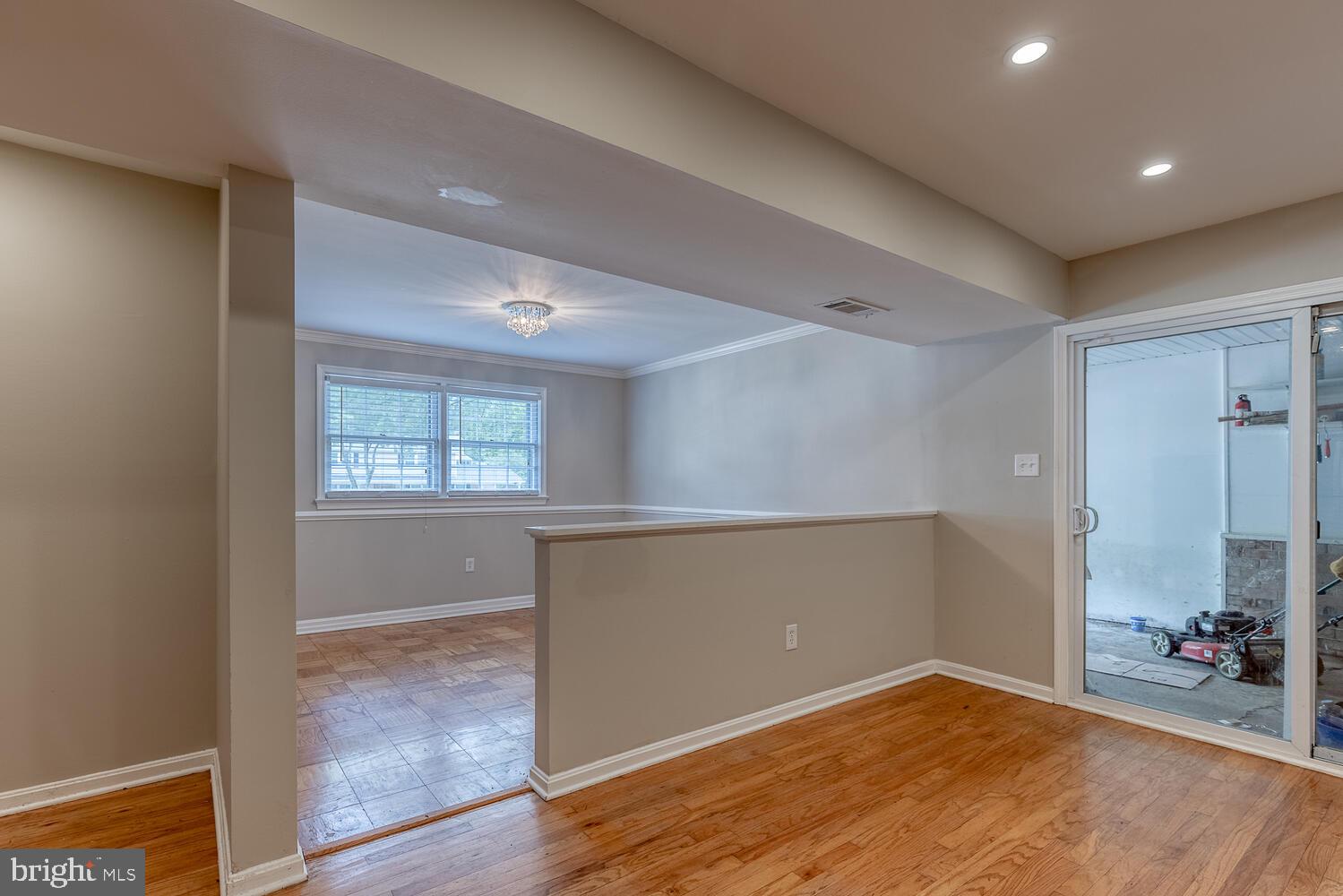 6604 Huntsman Boulevard Springfield, VA 22152 - Photo 15 of 33