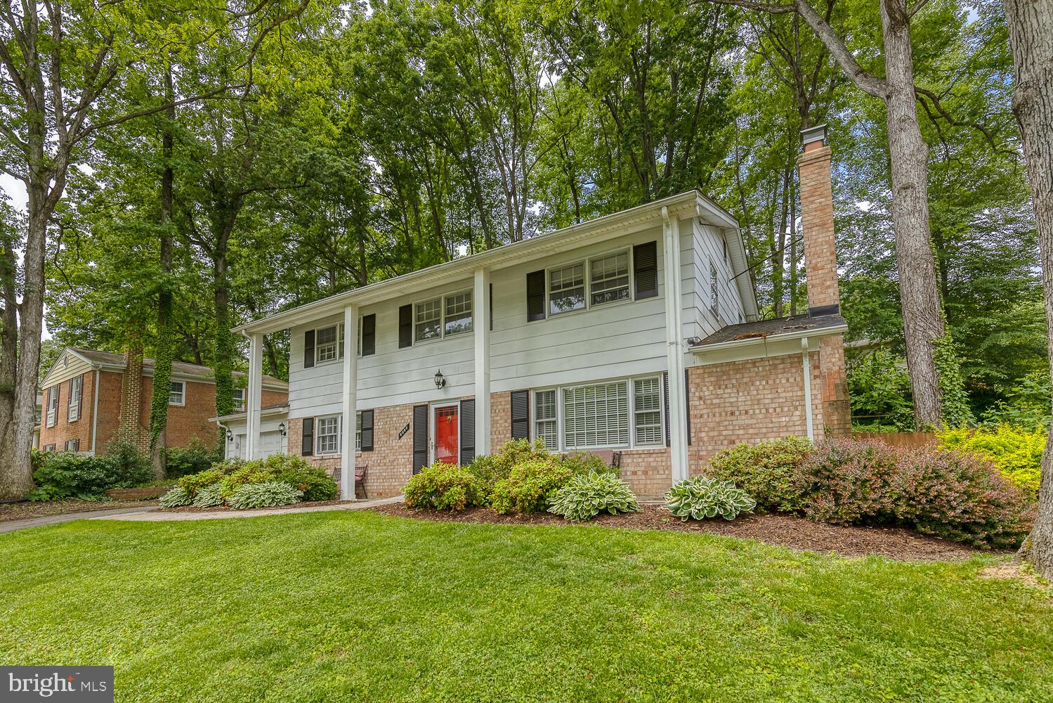 6604 Huntsman Boulevard Springfield, VA 22152 - Photo 4 of 33