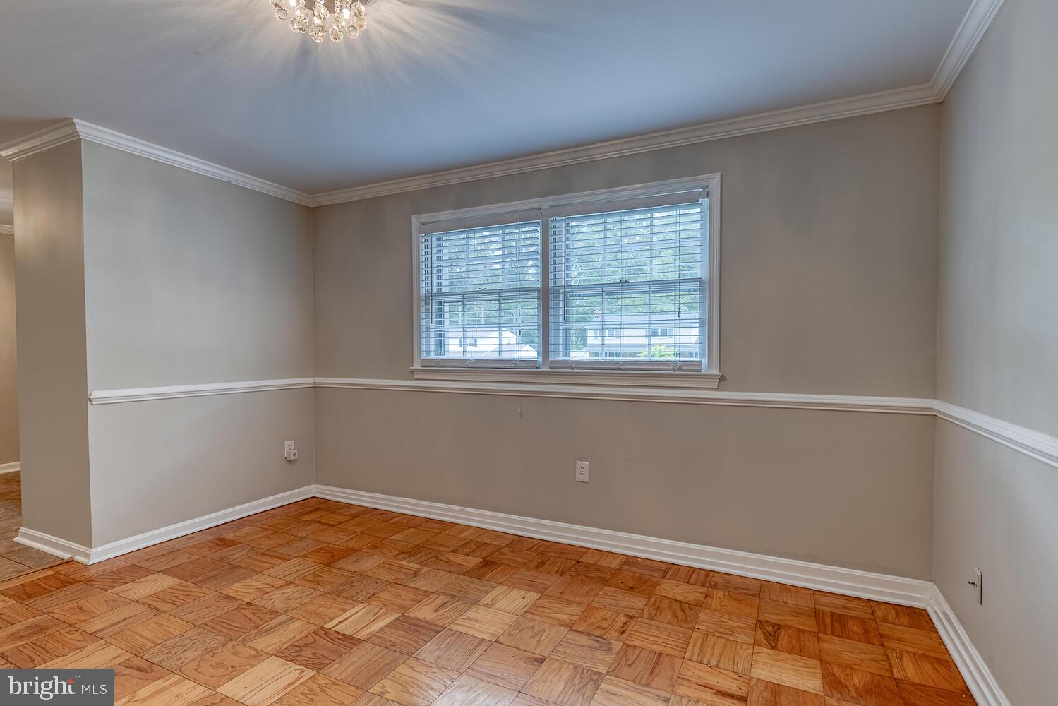 6604 Huntsman Boulevard Springfield, VA 22152 - Photo 8 of 33