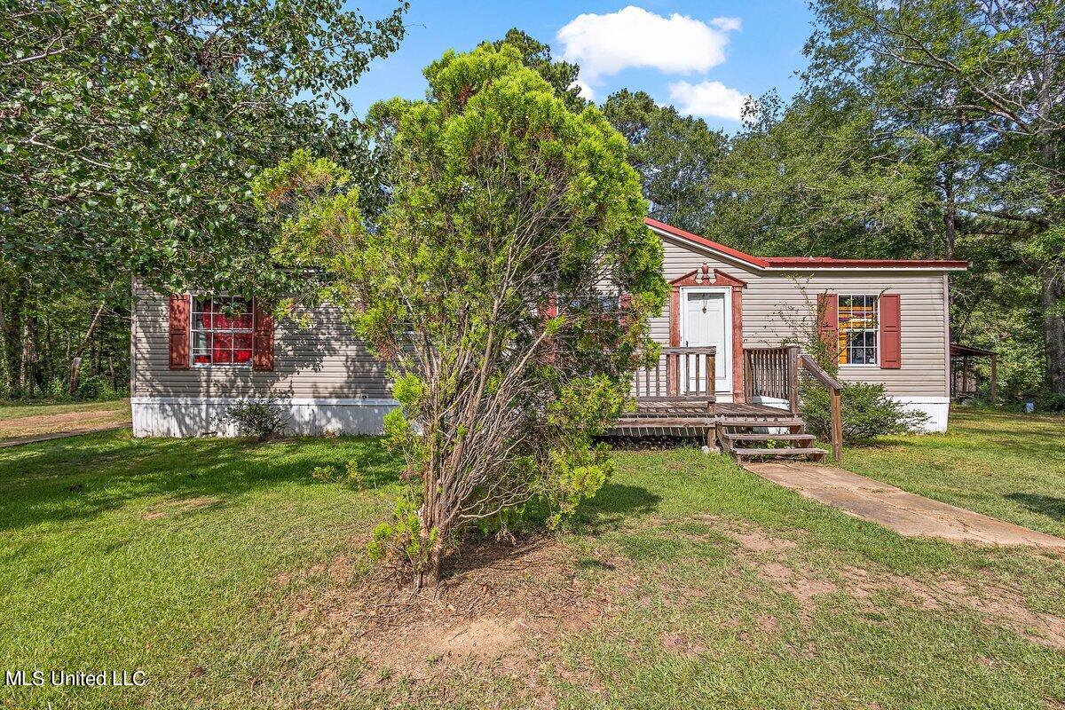 3400 Dry Grove Road Crystal Springs, MS 39059 - Photo 1 of 17 HTP_4739