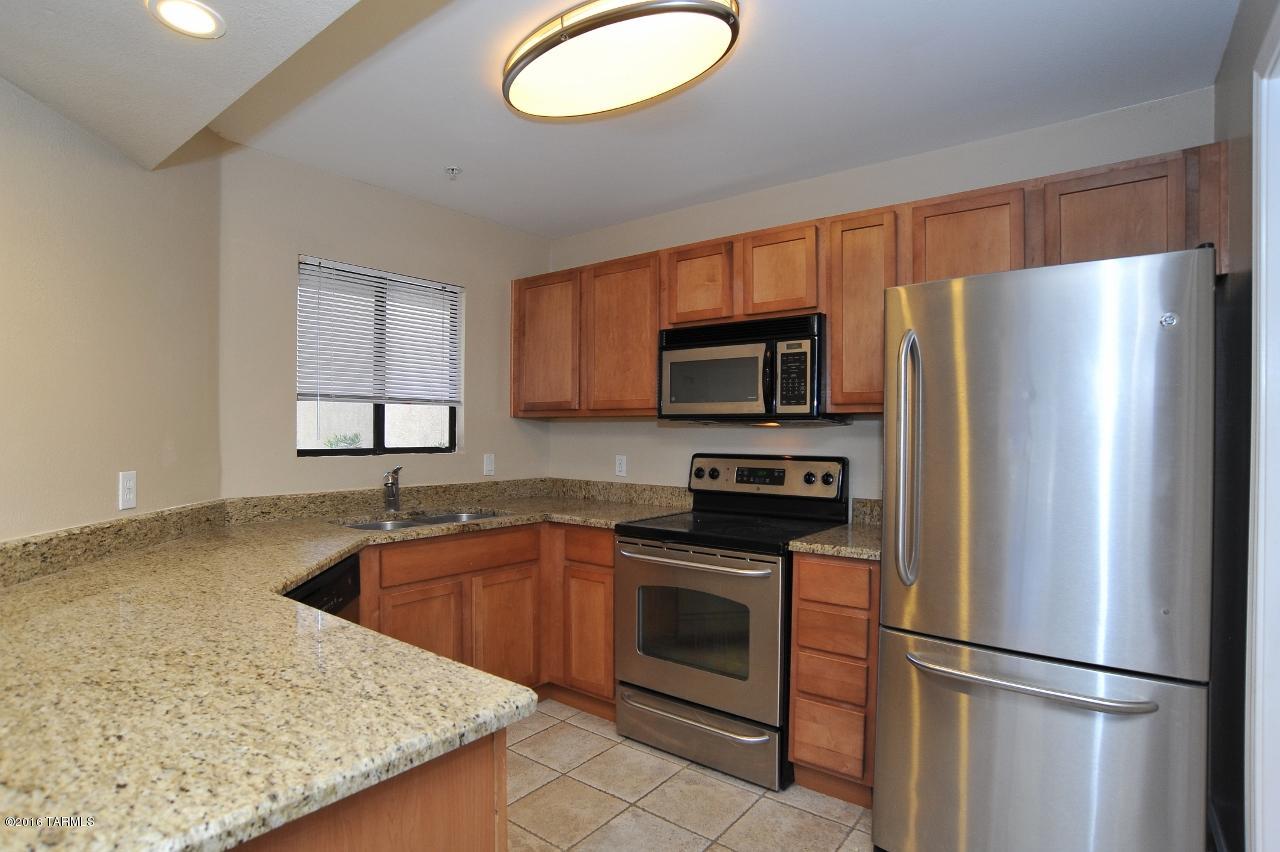 5751 North Kolb Road, Unit 17104 Tucson, AZ 85750 - Photo 11 of 32