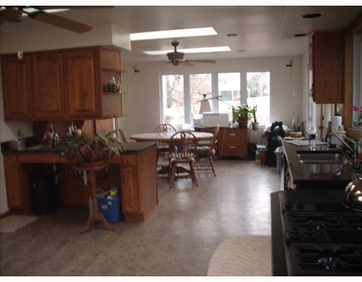 4050 New Texas Road Plum, PA 15239 - Photo 5 of 7 Dining Room.