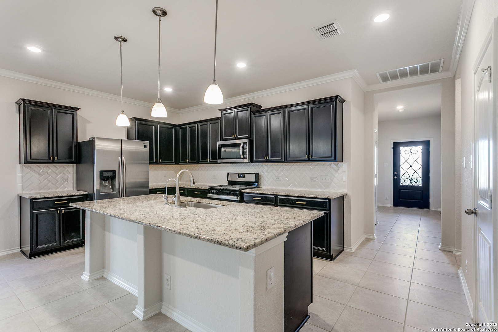 12445 Vista Rim San Antonio, TX 78233 - Photo 17 of 33