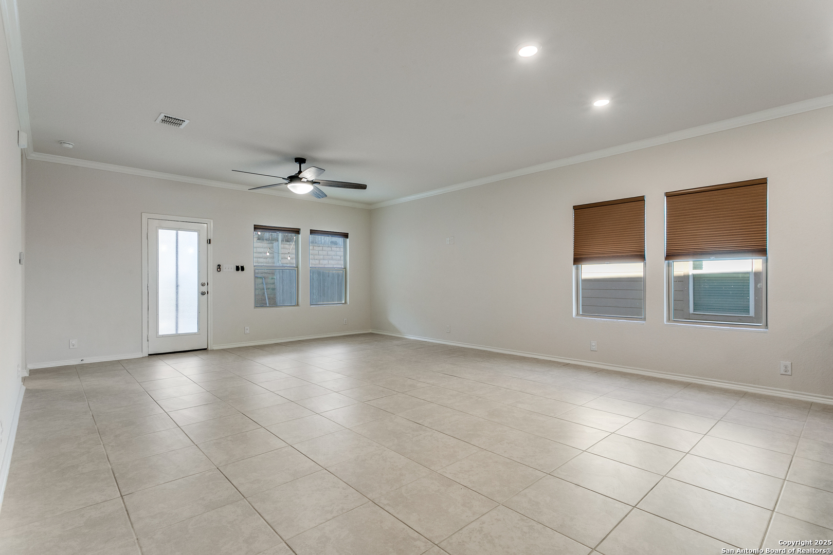 12445 Vista Rim San Antonio, TX 78233 - Photo 22 of 33