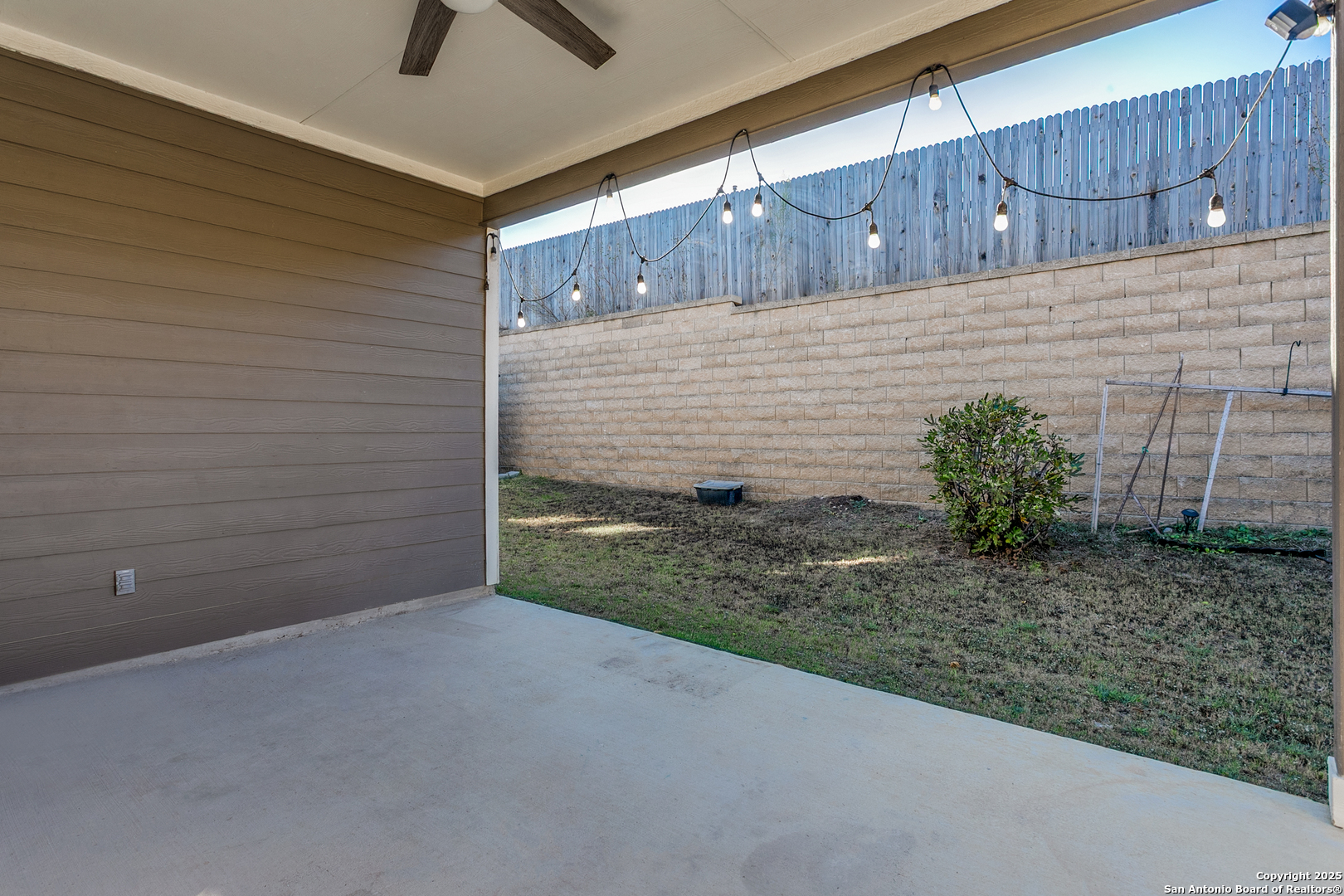 12445 Vista Rim San Antonio, TX 78233 - Photo 32 of 33