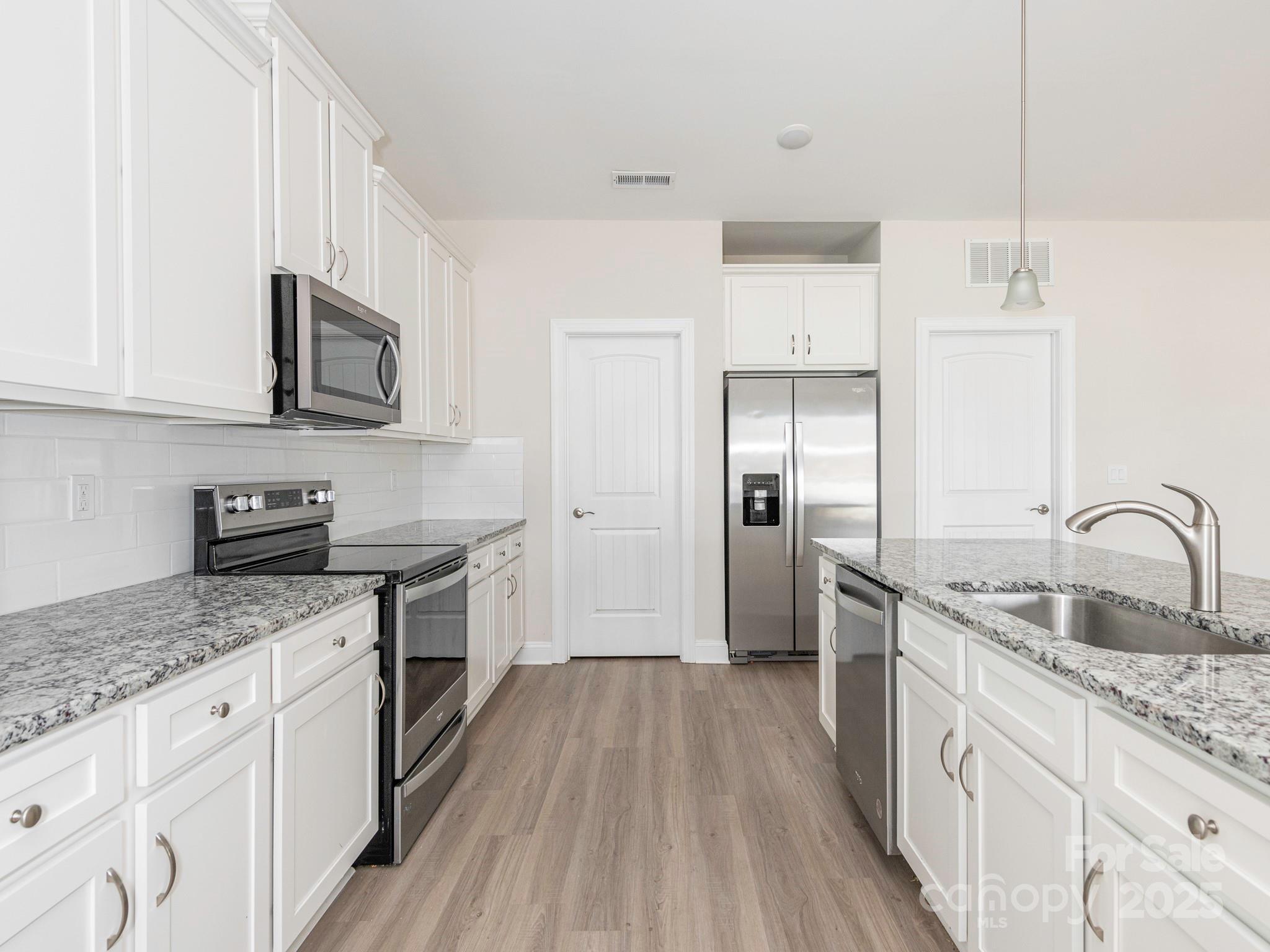 105 Tanner Loop Troutman, NC 28166 - Photo 4 of 36