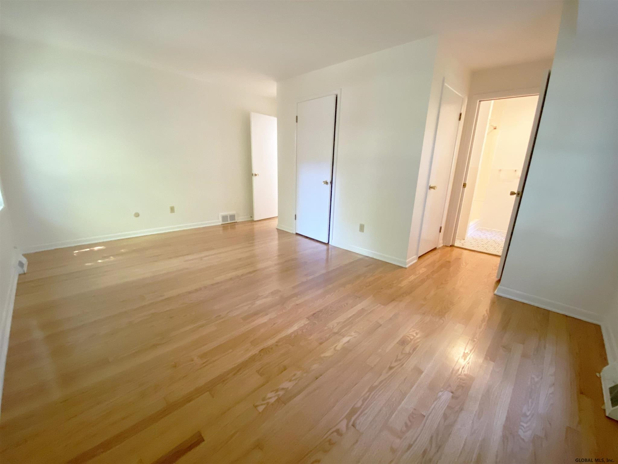 66 Mosher Road Bethlehem, NY 12054 - Photo 4 of 80 Photo 4