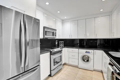 $580,000 | 2000 South Ocean Boulevard, Unit 16K, Lauderdale-by-the-Sea, FL 33062