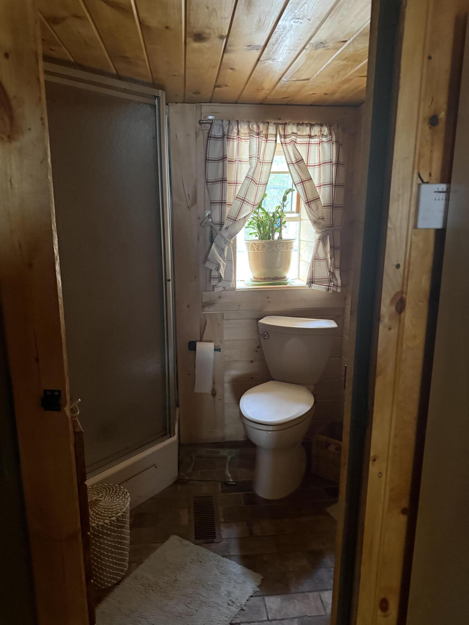 105 Cross Road Stetson, ME 04488 - Photo 15 of 29 IMG_6864