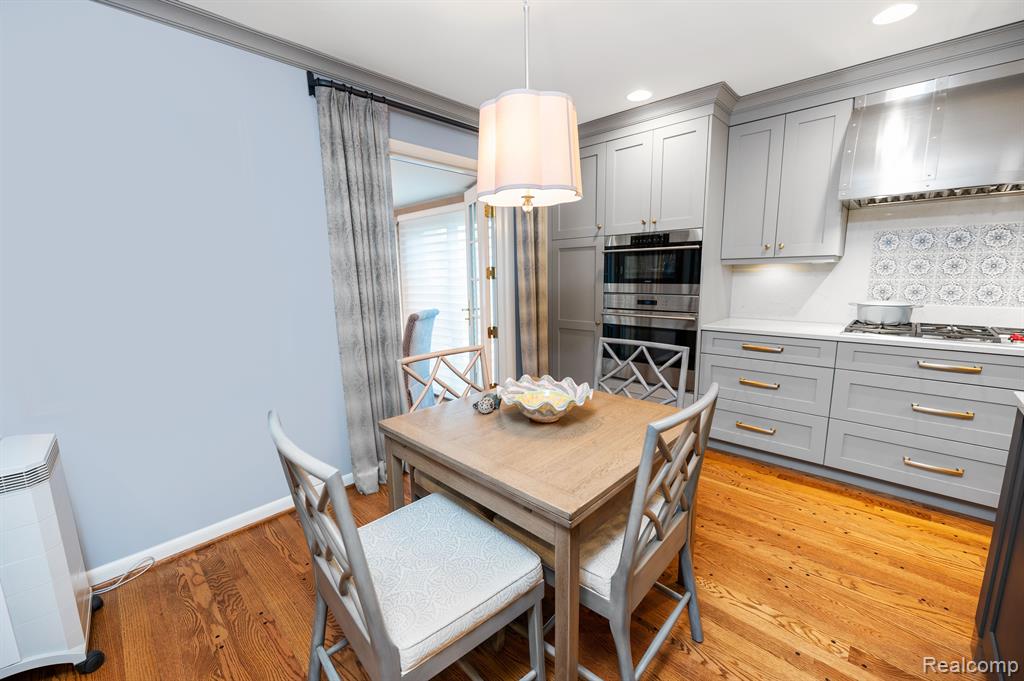 32666 Old Post Road Beverly Hills, MI 48025 - Photo 5 of 39