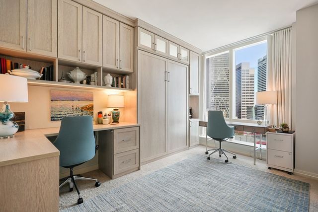 $2,000,000 | 1 Franklin Street, Unit 1807, Boston, MA 02110