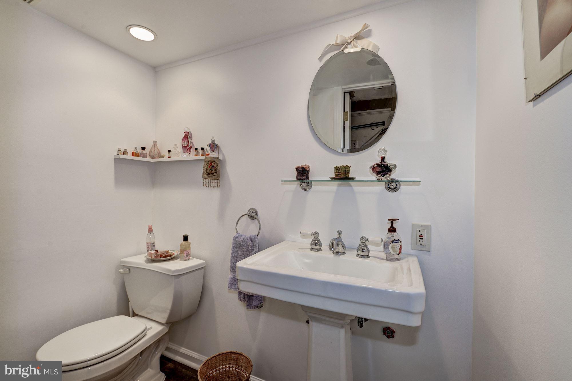4012 Decatur Avenue Kensington, MD 20895 - Photo 17 of 26 Bath