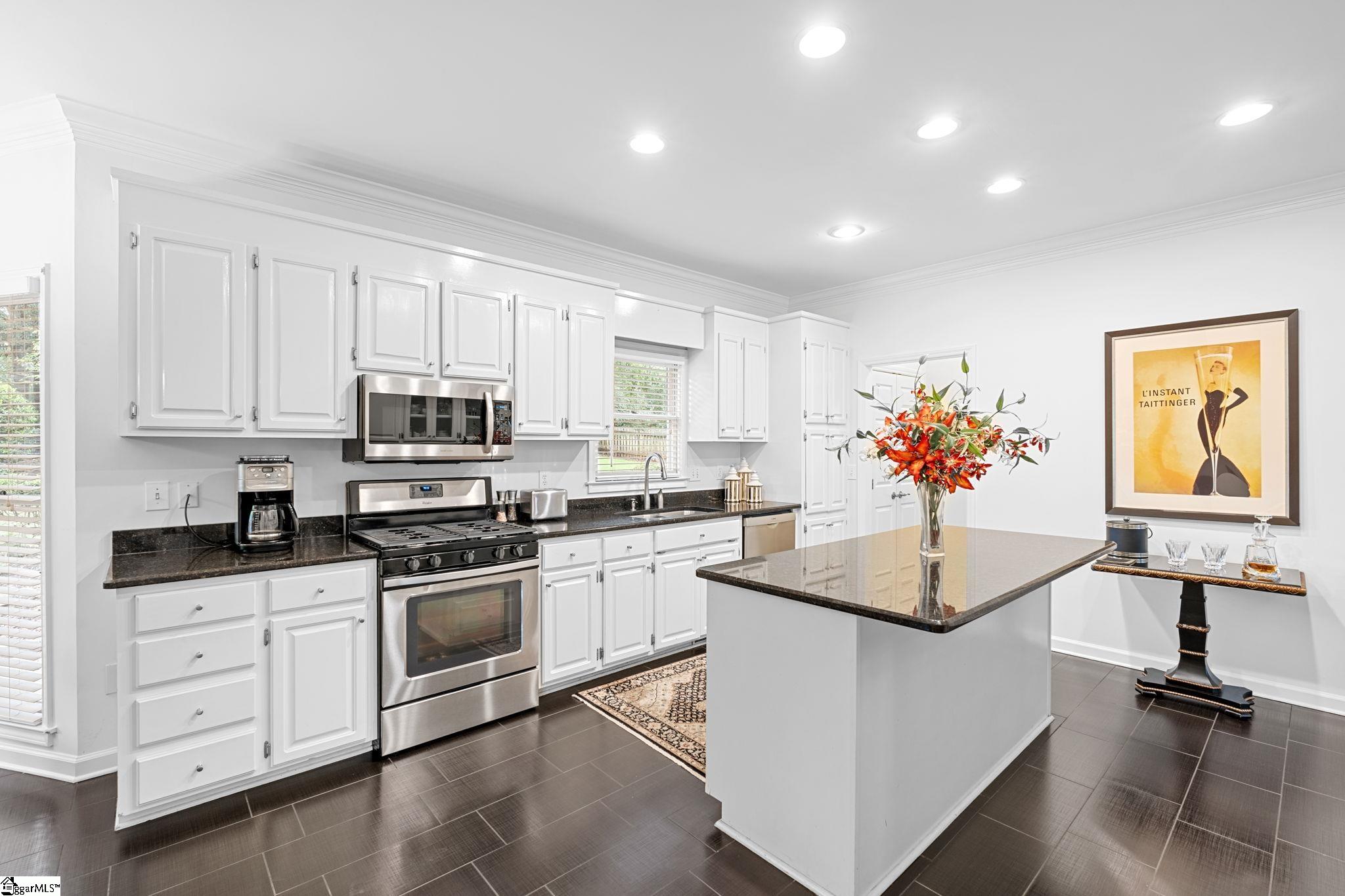 230 Deer Spring Lane Simpsonville, SC 29680 - Photo 17 of 41 Gallery Image 17