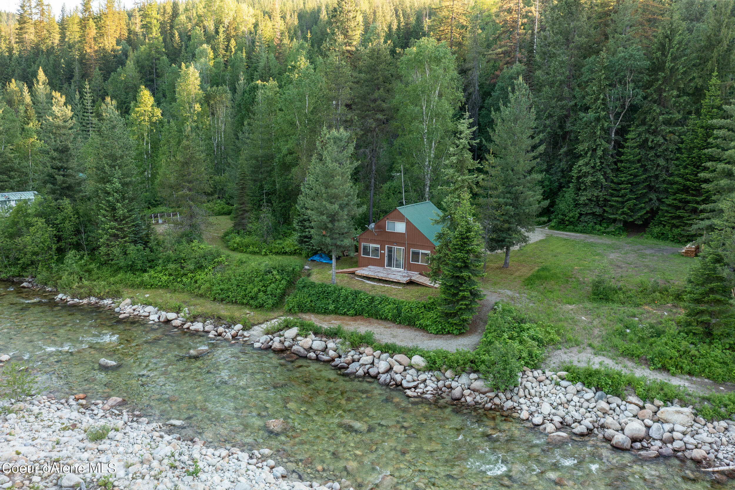 10385 Upper Pack River Road Sandpoint, ID 83864 - Photo 1 of 1 7
