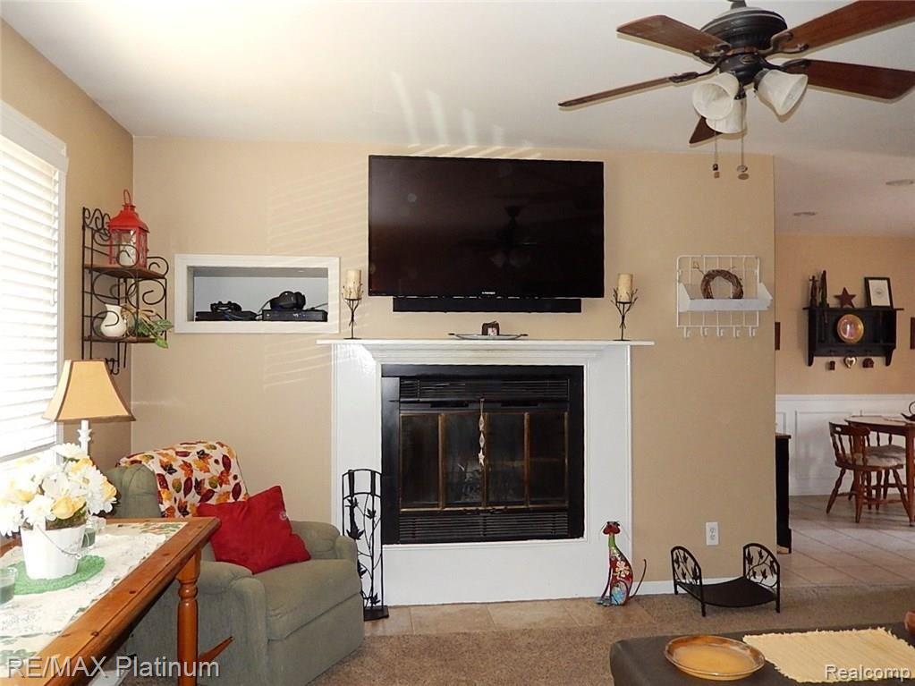 9490 Denton Hill Road Fenton, MI 48430 - Photo 13 of 54 13.JPG