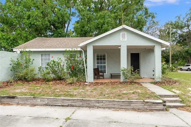 $2,100 | 1106 Alicia Avenue, Tampa, FL 33604