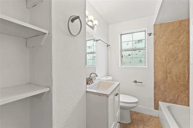 $2,100 | 1106 Alicia Avenue, Tampa, FL 33604