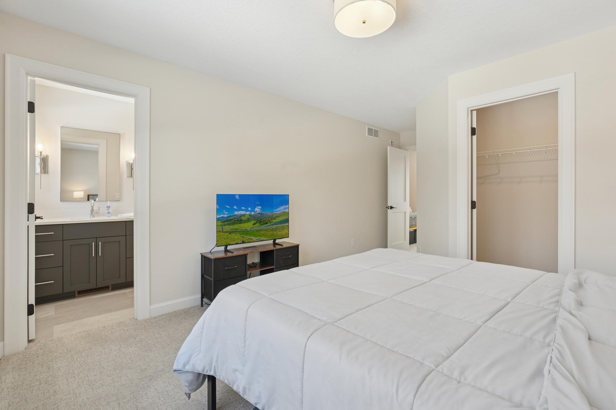 11729 Azure Court Inver Grove Heights, MN 55077 - Photo 15 of 36