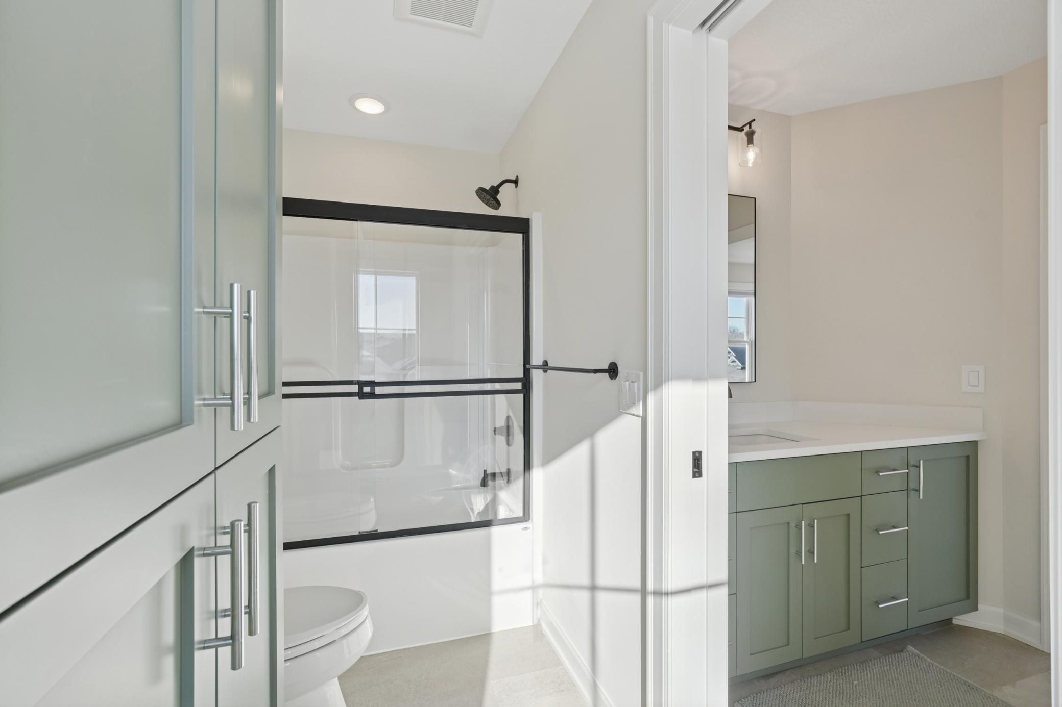 11729 Azure Court Inver Grove Heights, MN 55077 - Photo 20 of 36