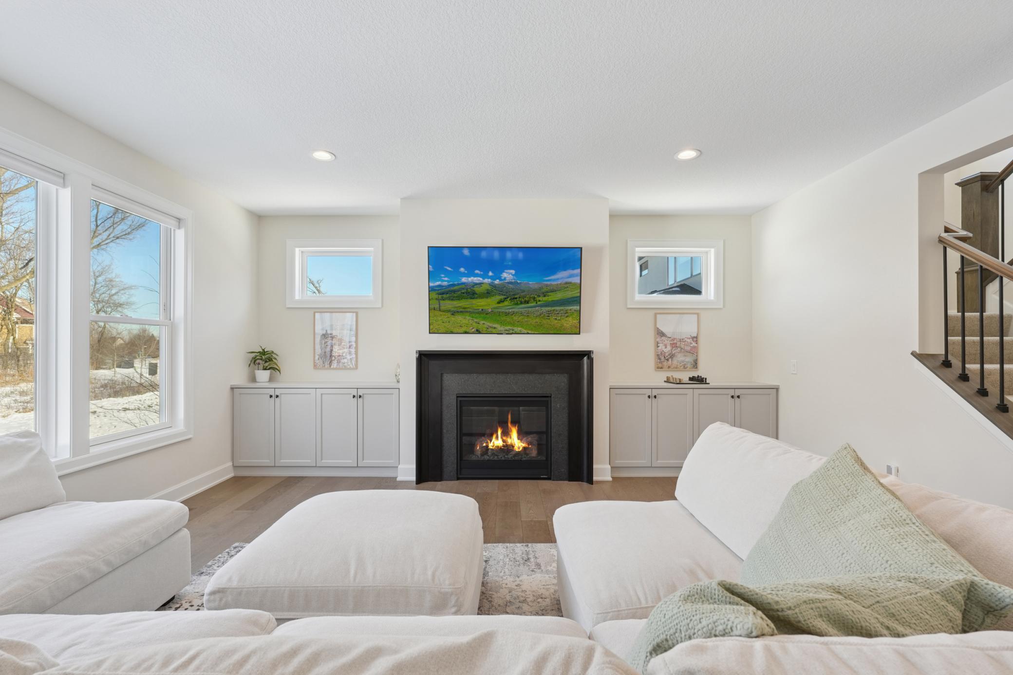 11729 Azure Court Inver Grove Heights, MN 55077 - Photo 7 of 36