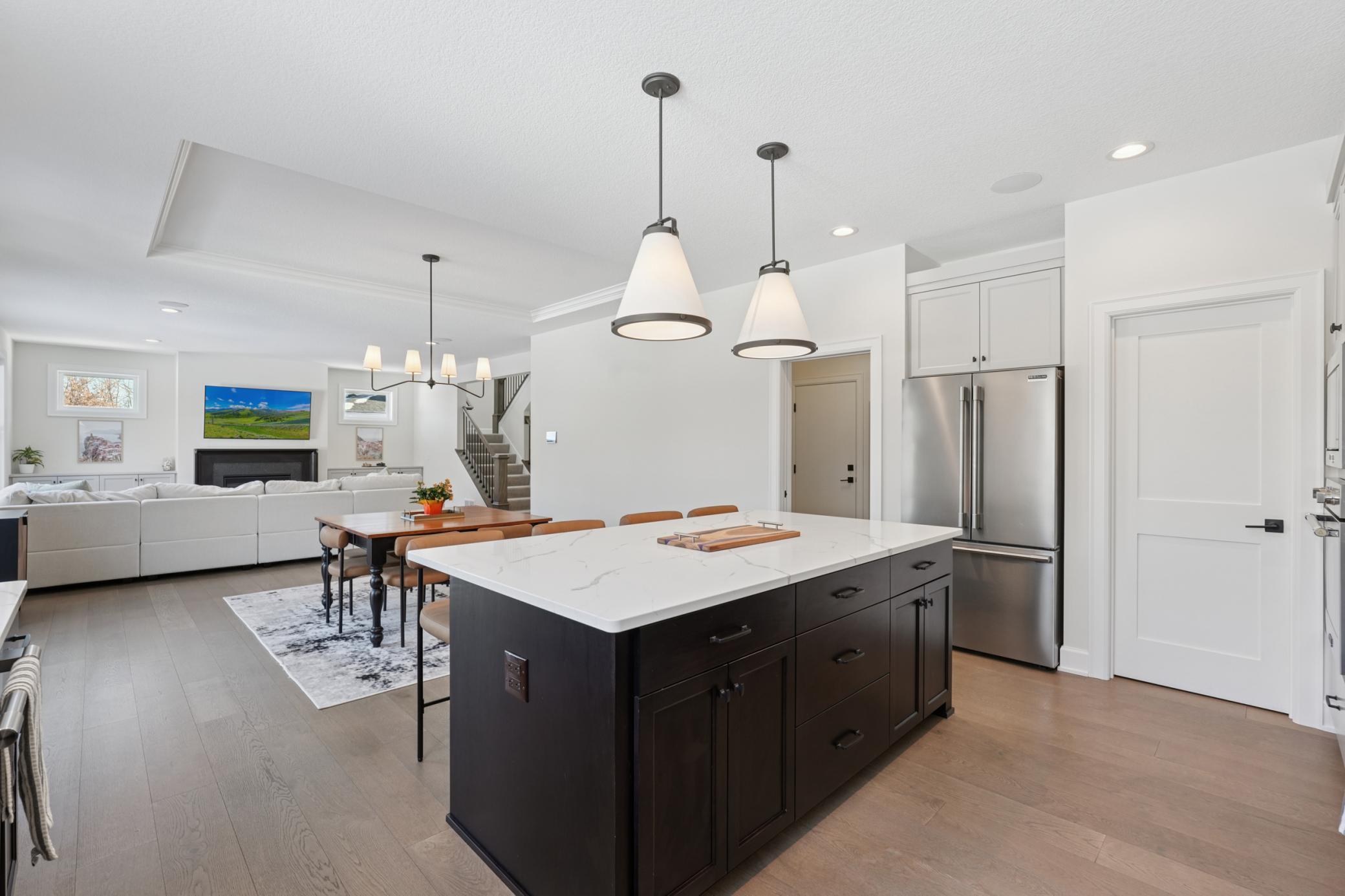 11729 Azure Court Inver Grove Heights, MN 55077 - Photo 8 of 36