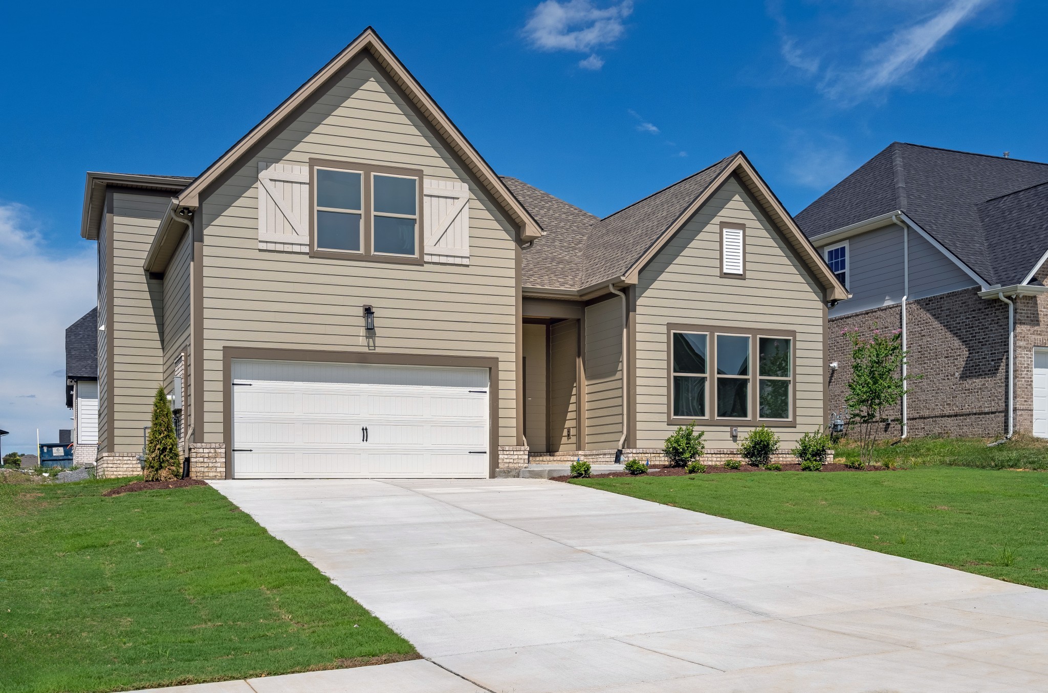 3005 Fanshaw Road Smyrna, TN 37167 - Photo 2 of 40 a front view of a house with a yard