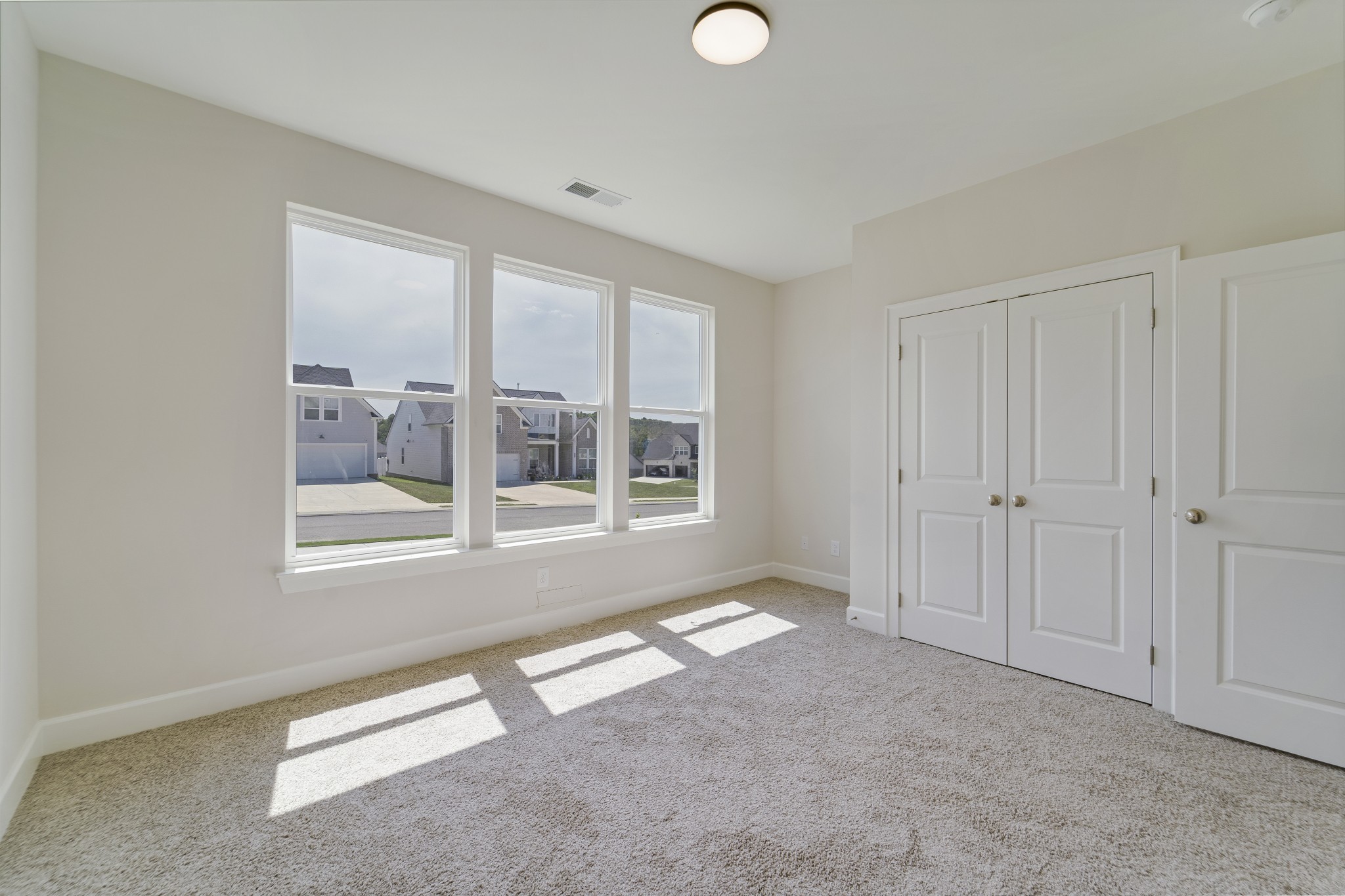3005 Fanshaw Road Smyrna, TN 37167 - Photo 33 of 40 a view of an empty room with a window