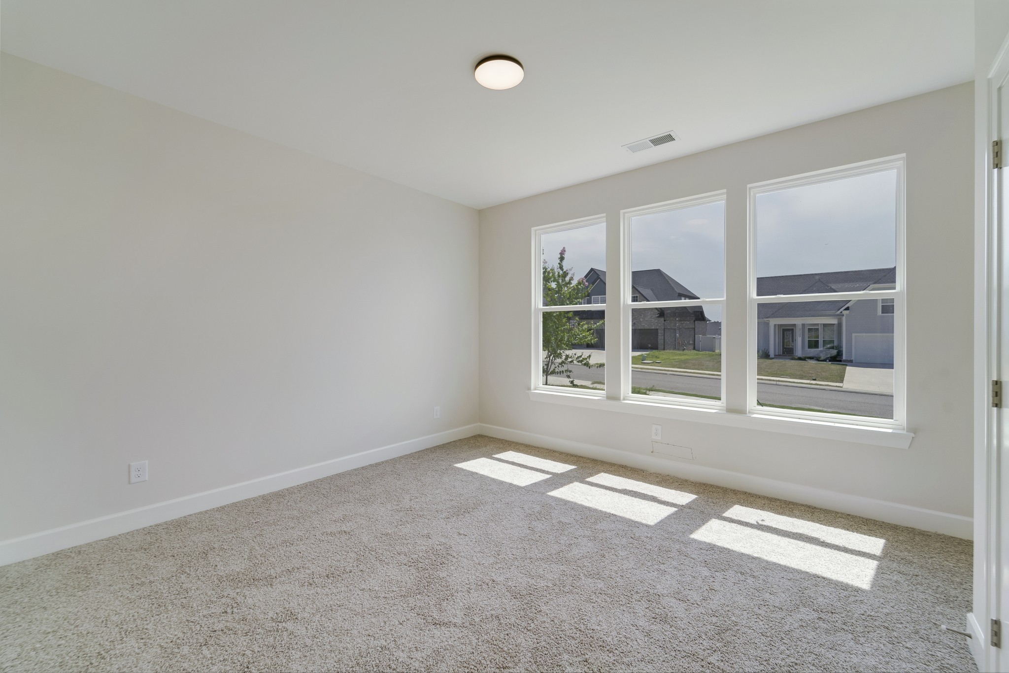 3005 Fanshaw Road Smyrna, TN 37167 - Photo 35 of 40 an empty room with windows