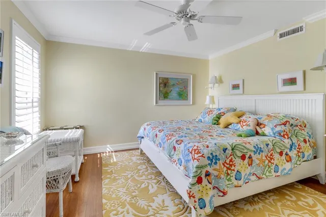 $1,489,000 | 2850 Gulf Shore Boulevard North, Unit 203, Naples, FL 34103