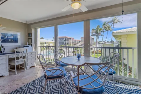 $1,489,000 | 2850 Gulf Shore Boulevard North, Unit 203, Naples, FL 34103