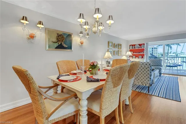 $1,489,000 | 2850 Gulf Shore Boulevard North, Unit 203, Naples, FL 34103