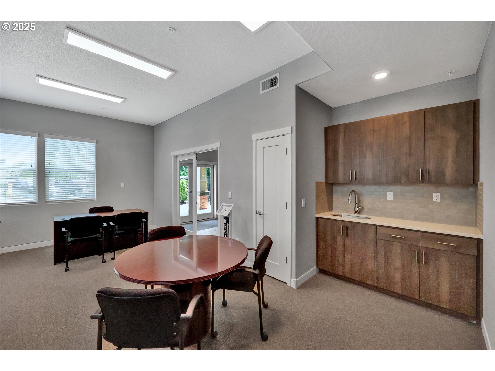 17137 Southwest Appledale Road, Unit 102 Beaverton, OR 97007 - Photo 27 of 29 Community Room