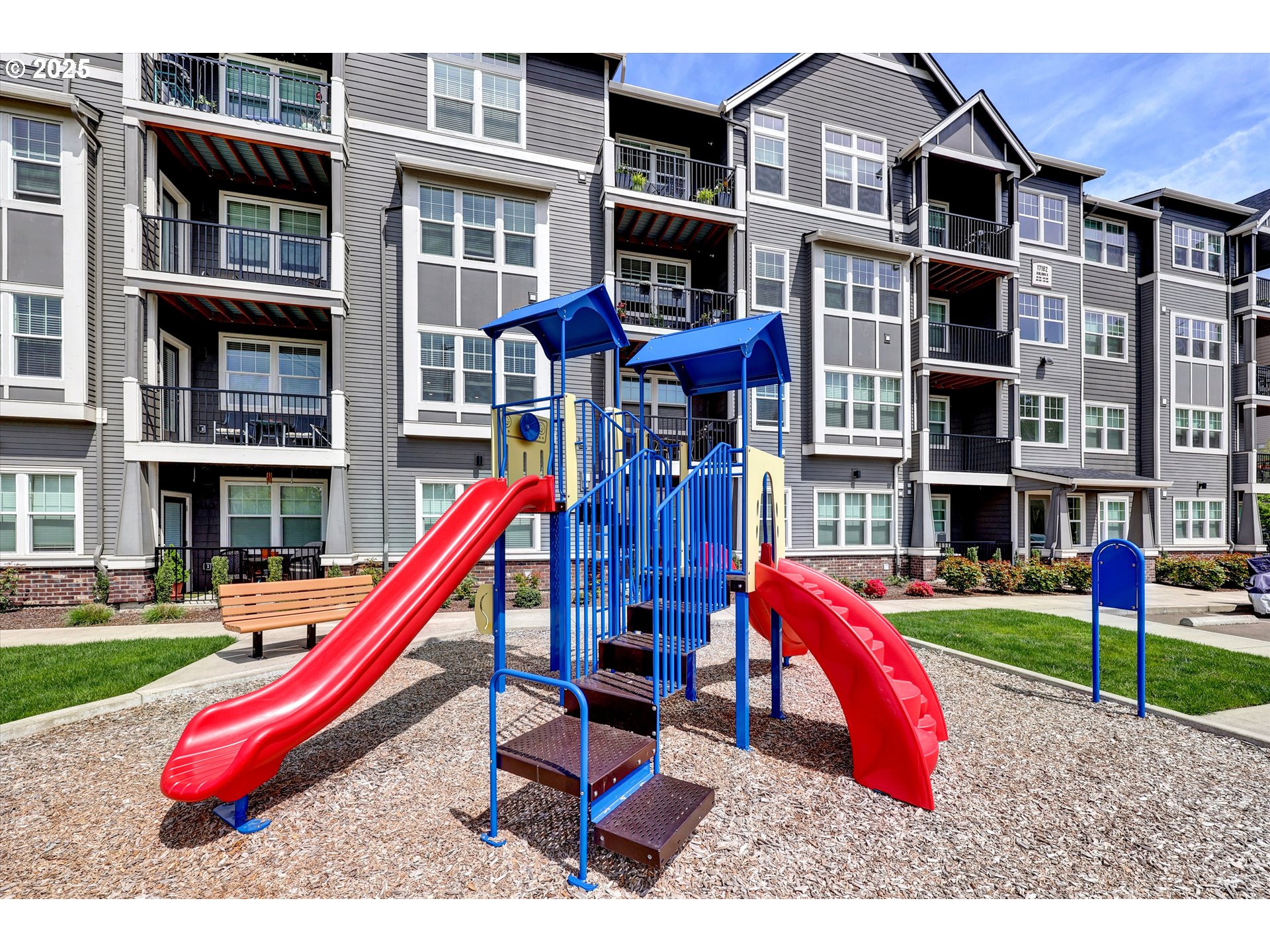 17137 Southwest Appledale Road, Unit 102 Beaverton, OR 97007 - Photo 29 of 29 Community Playground